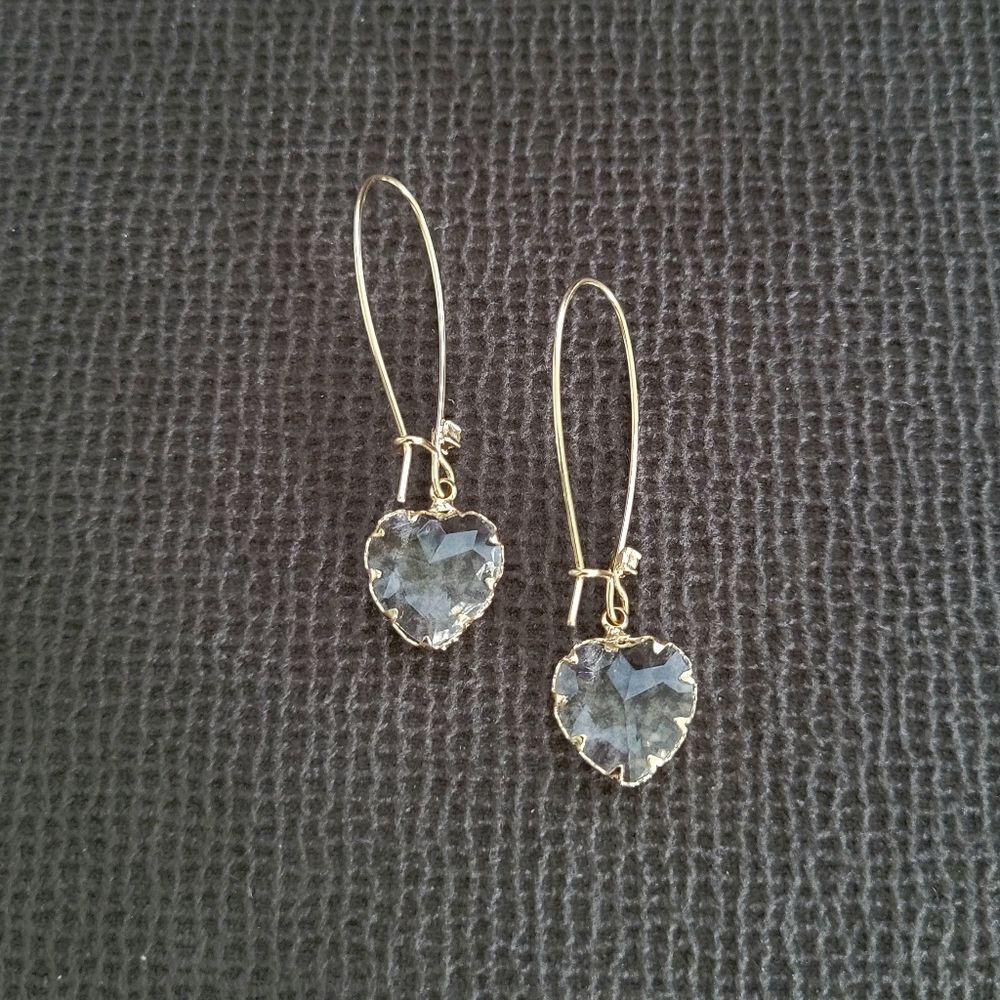 bella jack Crystal💎 Heart♥️ Drop Earrings - Picture 3 of 16